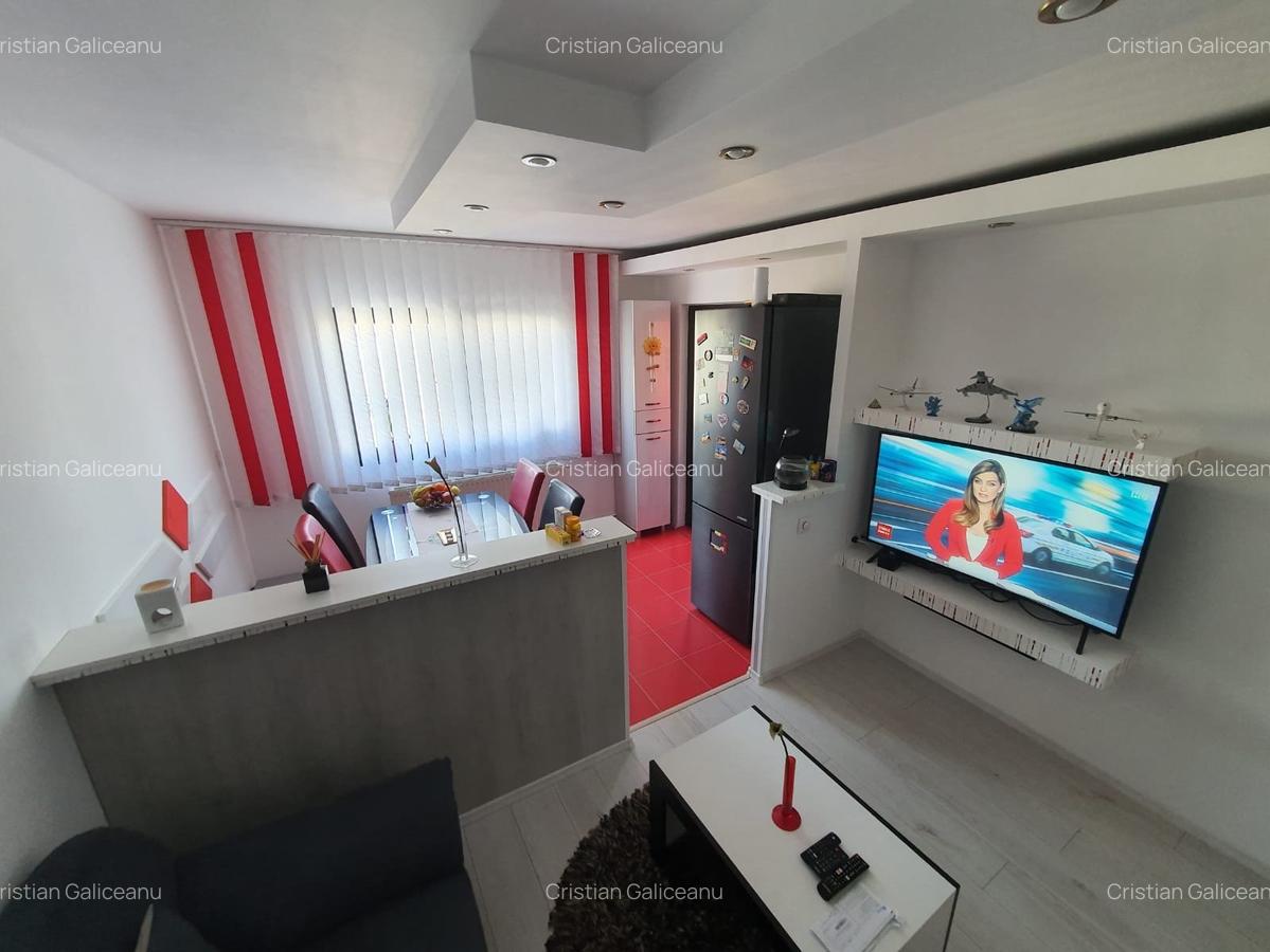 Apartament cu 3 camere decomandat, mobilat în Triaj - 2