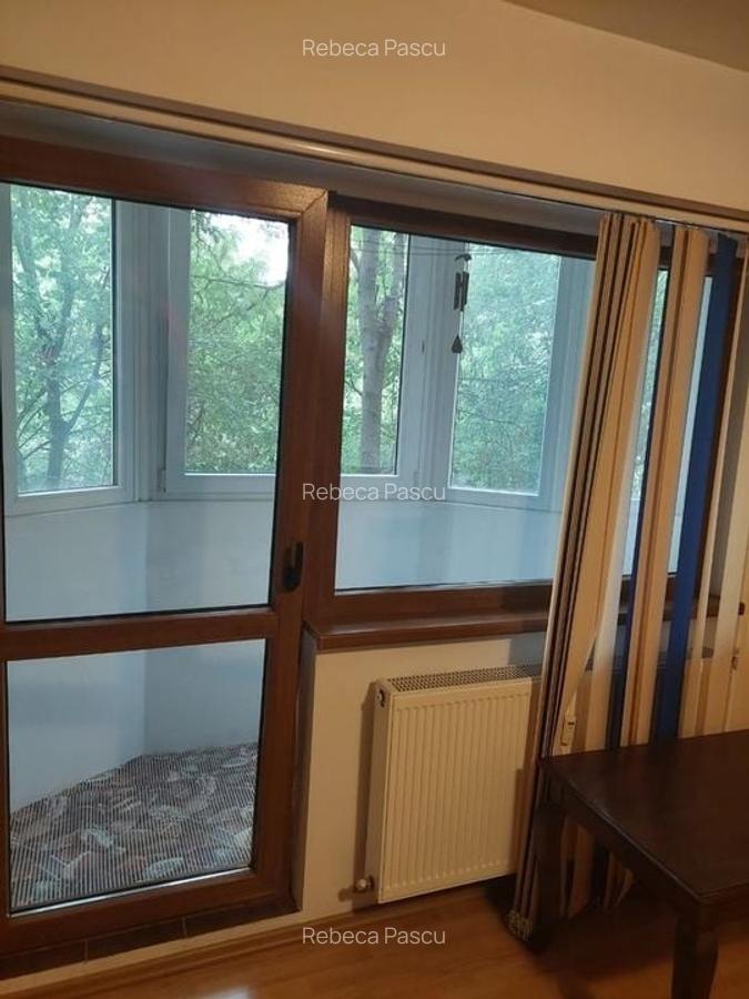 Garsonieră cocheta, mobilată și utilată, etaj 1, metrou Titan - 2