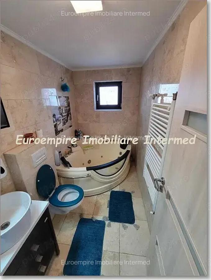 De inchiriat vila 5 camere in Lazu , Constanta - 7