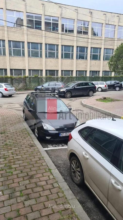 Spatiu comercial de inchiriat in zona Pietii Centrale - 15