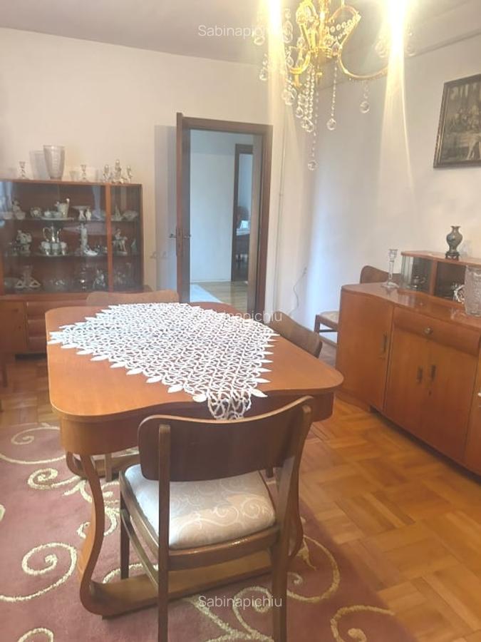 De vanzare - apartament spatios in casa, situat ultracentral - 16