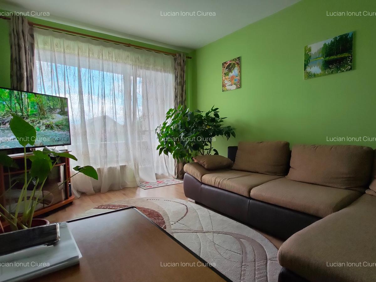 Apartament 2 camere de vanzare in Tractorul - 4