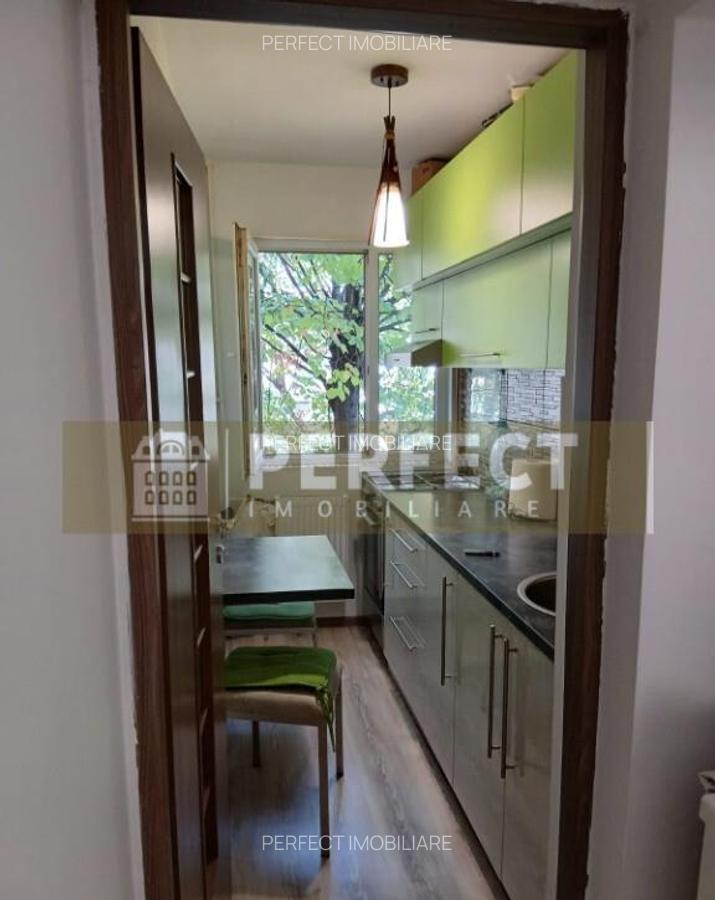 2 camere str.Bahluiului etaj 2,pret 61000!!! - 1