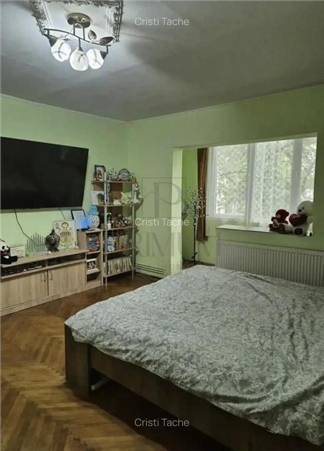 DAMBOVITA - 3 Camere - ETAJ 2 - Centrala proprie - Decomandat - 4
