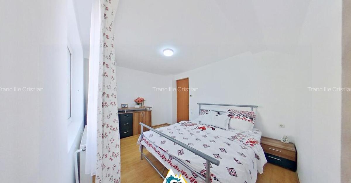 Casa spatioasa cu 3 camere de vanzare in cartierul Aurel Vlaicu Arad - 17