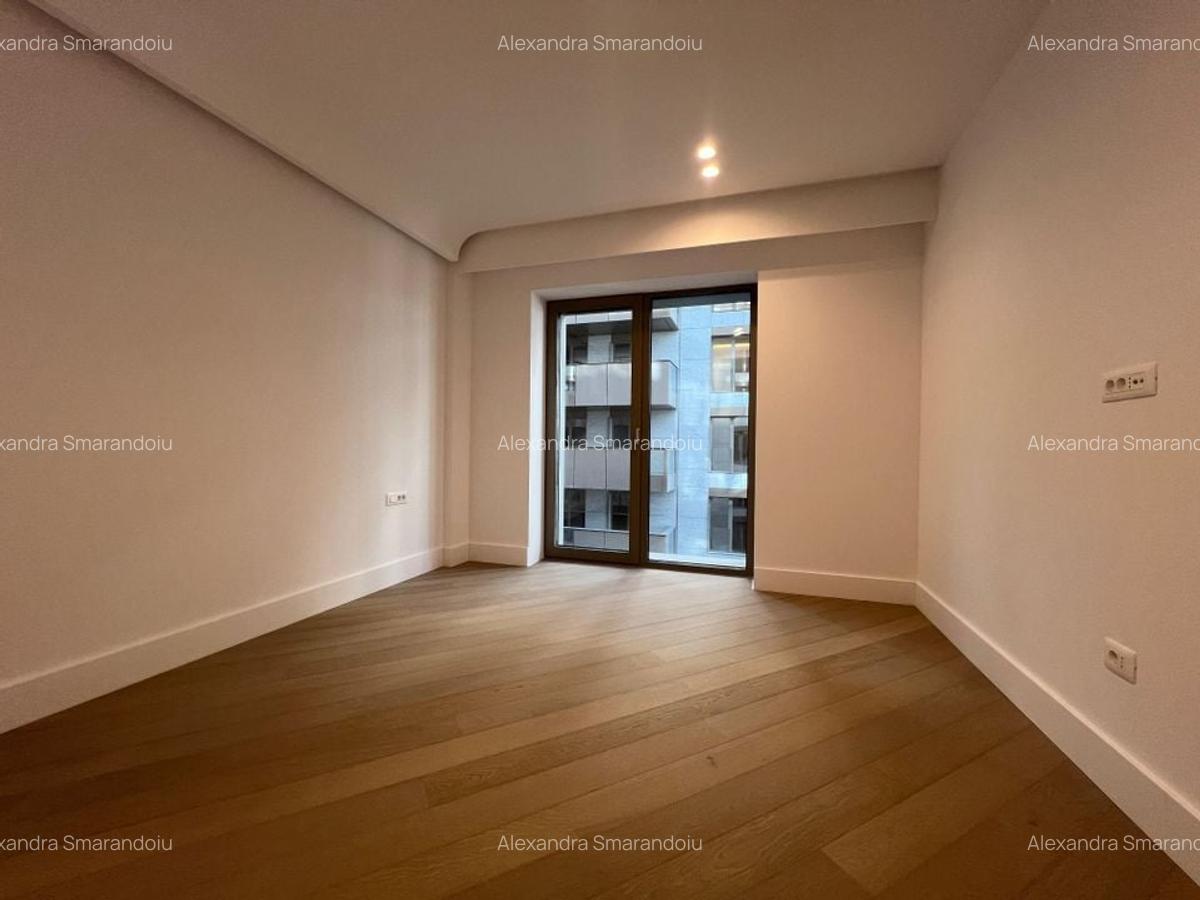 Apartament cu 3 camere semidecomandat în Iancu Nicolae - 4
