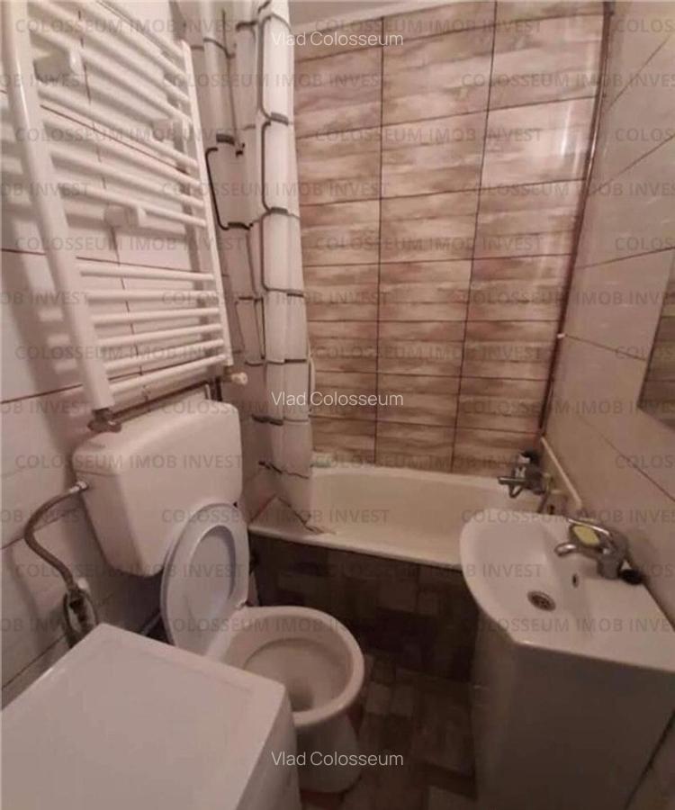 Camera de camin cu baie si bucatarie - zona Bartolomeu - 10