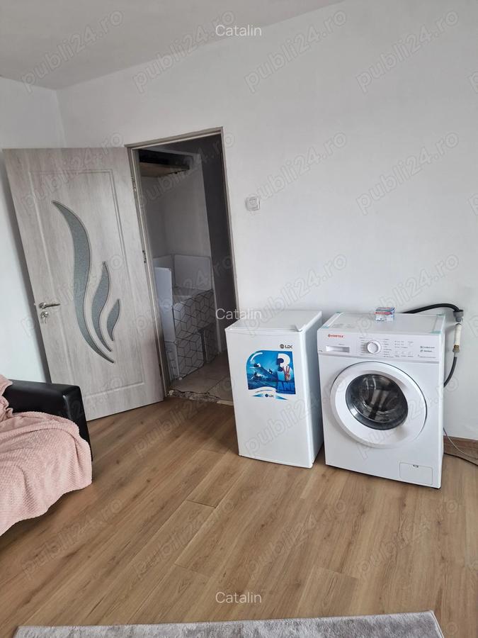 Garsoniera de inchiriat langa scoala nr. 5 - 9 Garsoniera de inchiriat langa scoala nr. 5 - 9