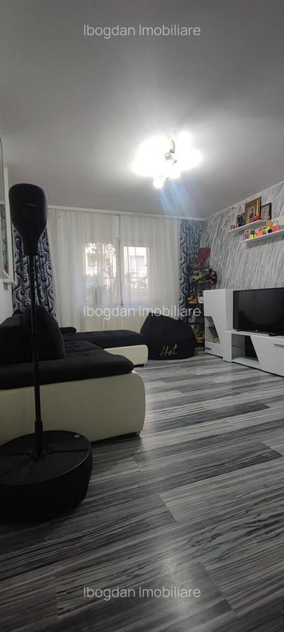 Apartament cu 3 camere în zona Uzina 2, cod 8125 - 2