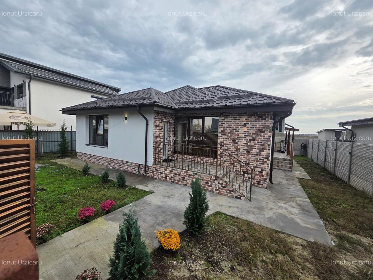 Casă pe parter, 3 camere, teren 380 mp, suprafata utila 94 mp - 1