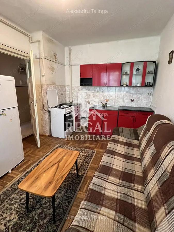 Apartament 1 camera, central balcon, parcare, 45 mp et 2/2 - 4