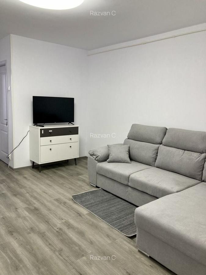 Titan - 4 minute Metrou Costin Georgian - Garsoniera MODERNA - 1