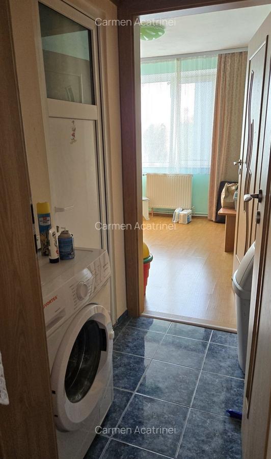 Apartament cu 3 camere circular în Astra - 5
