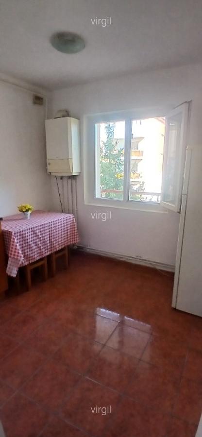 Apartament 3 camere lenin etaj 2 - 5