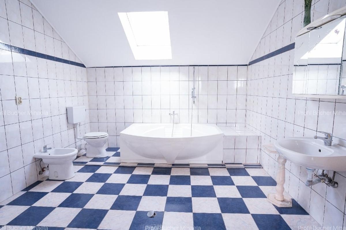 Vilă spațioasă 8 camere,locație excelentă – destinată activităților profesionale - 5