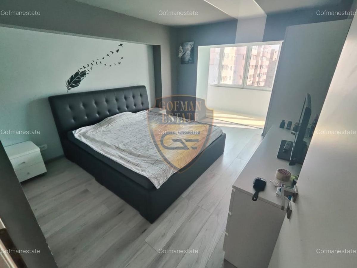 Stadion 3 Camere 90 mp Parcare Delfinariu City Park Mall Tabcarie, Bloc an 2000 - 8