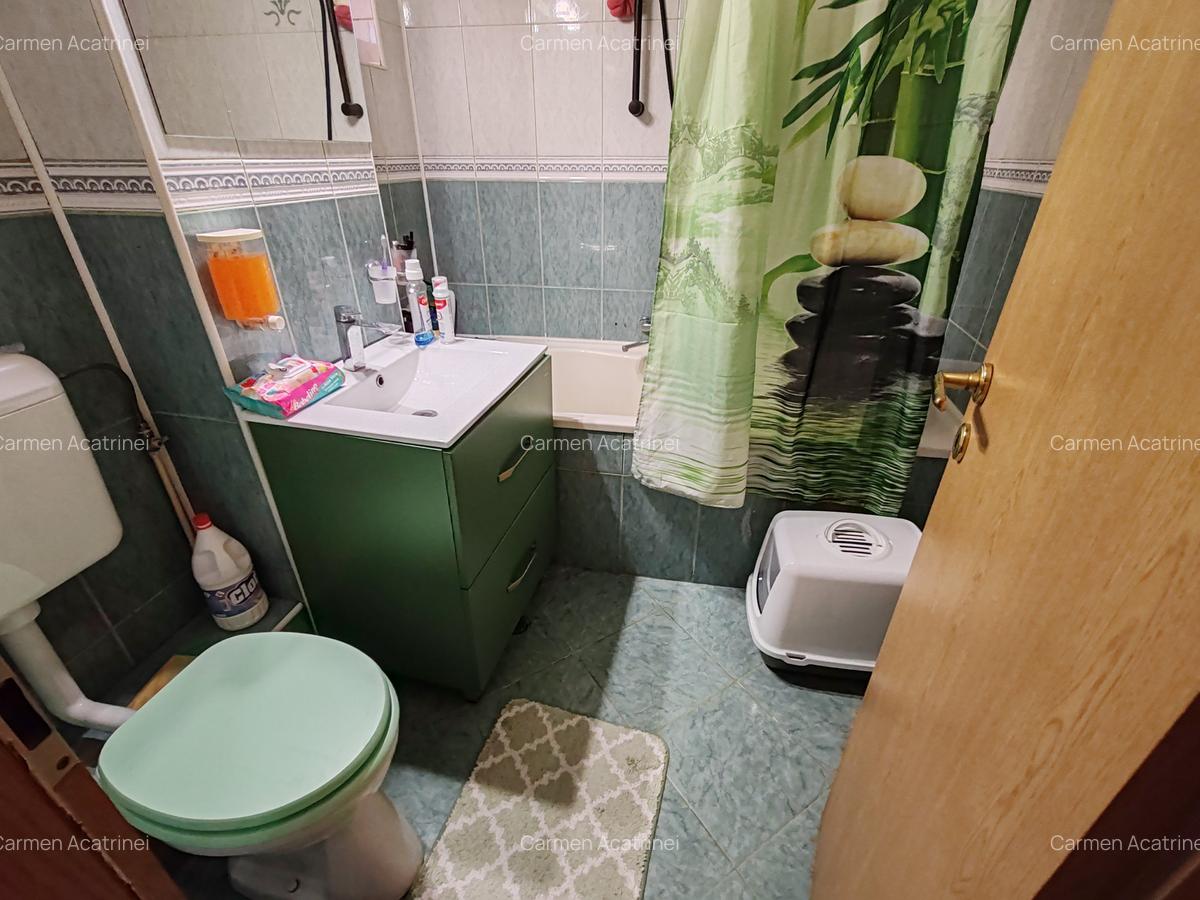 Apartament cu 3 camere decomandat în Răcădău - 15