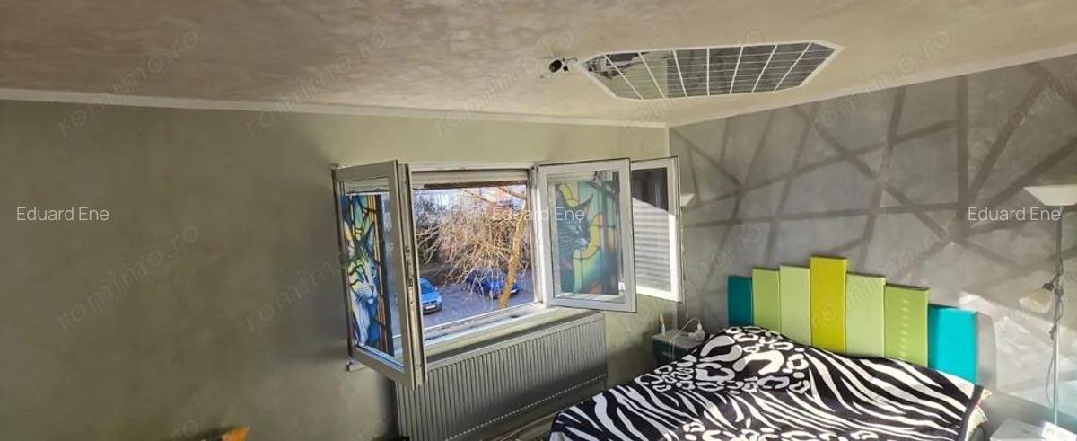 De vanzare apartament 2 camere, zona centrala, etaj 1 - 3