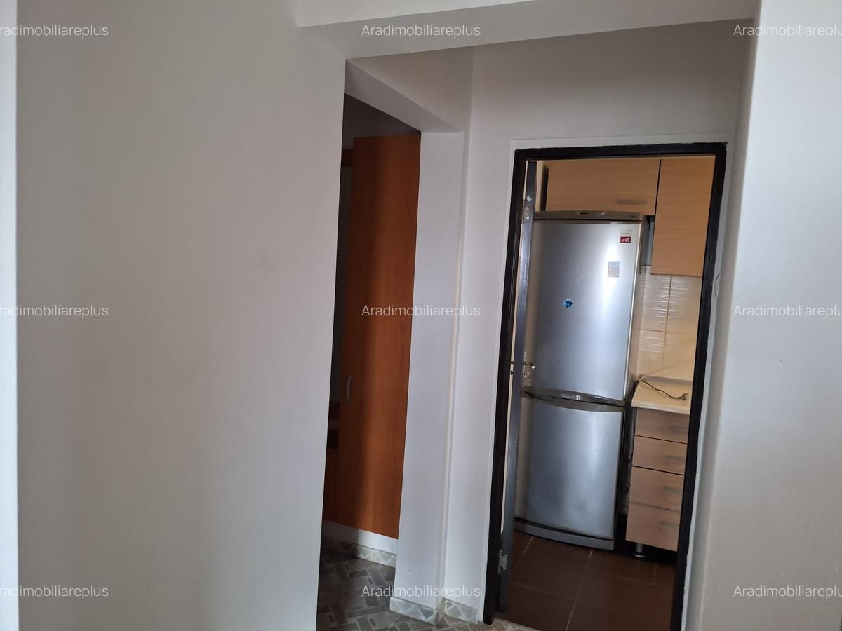 Inchiriez apartament cu 3 camere zona Garii - 15