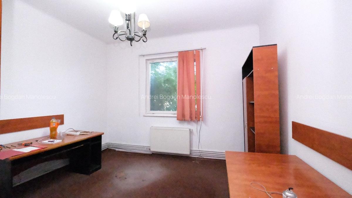 Vanzare apartament 4 camere la  etajul 1 in vila Cotroceni cu garaj si anexe - 5