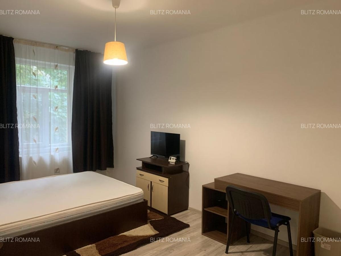Apartament 2 camere, 57 mp, zona Ultracentral - 4