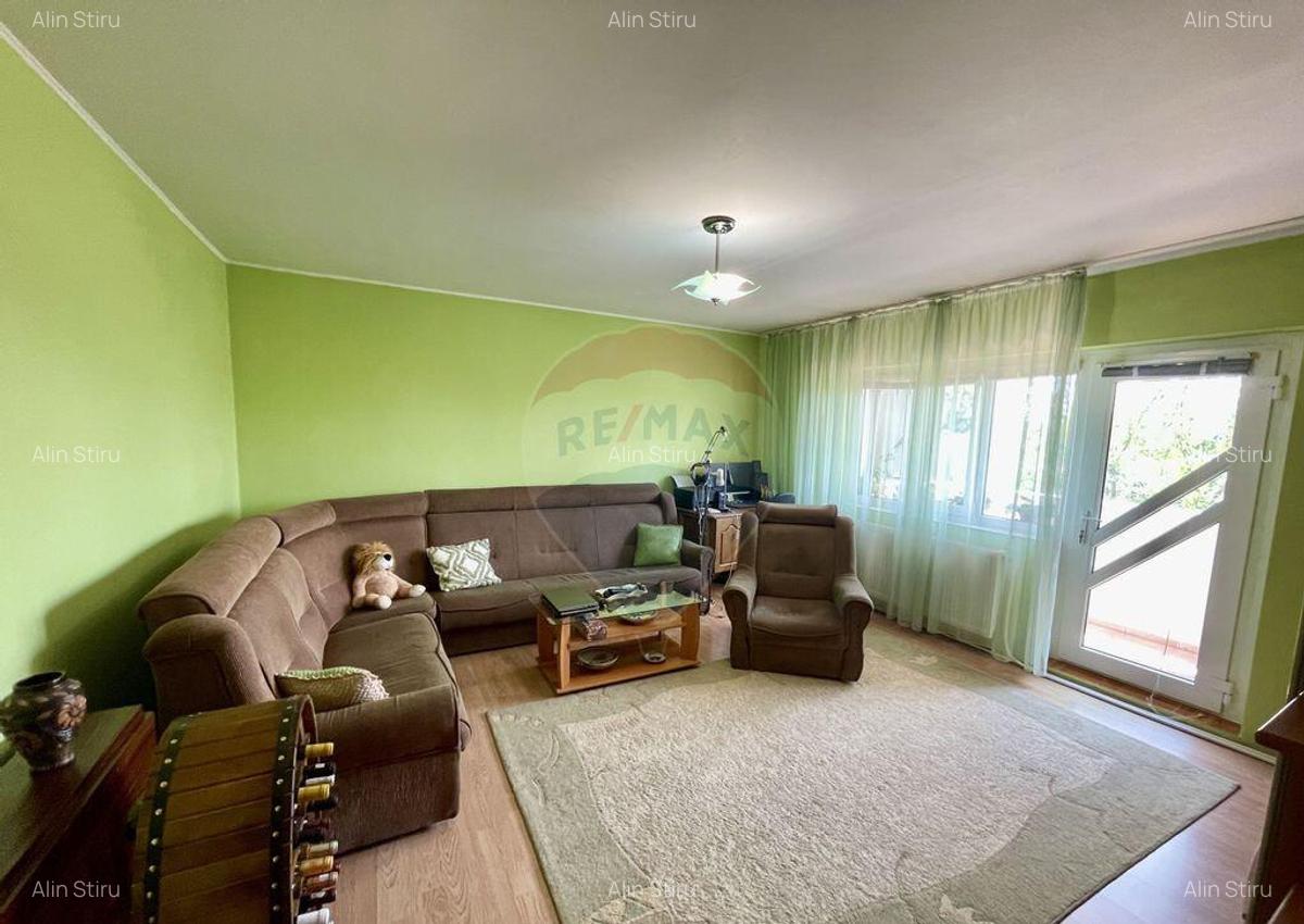 Apartament 3 camere Zona Poienita - 2