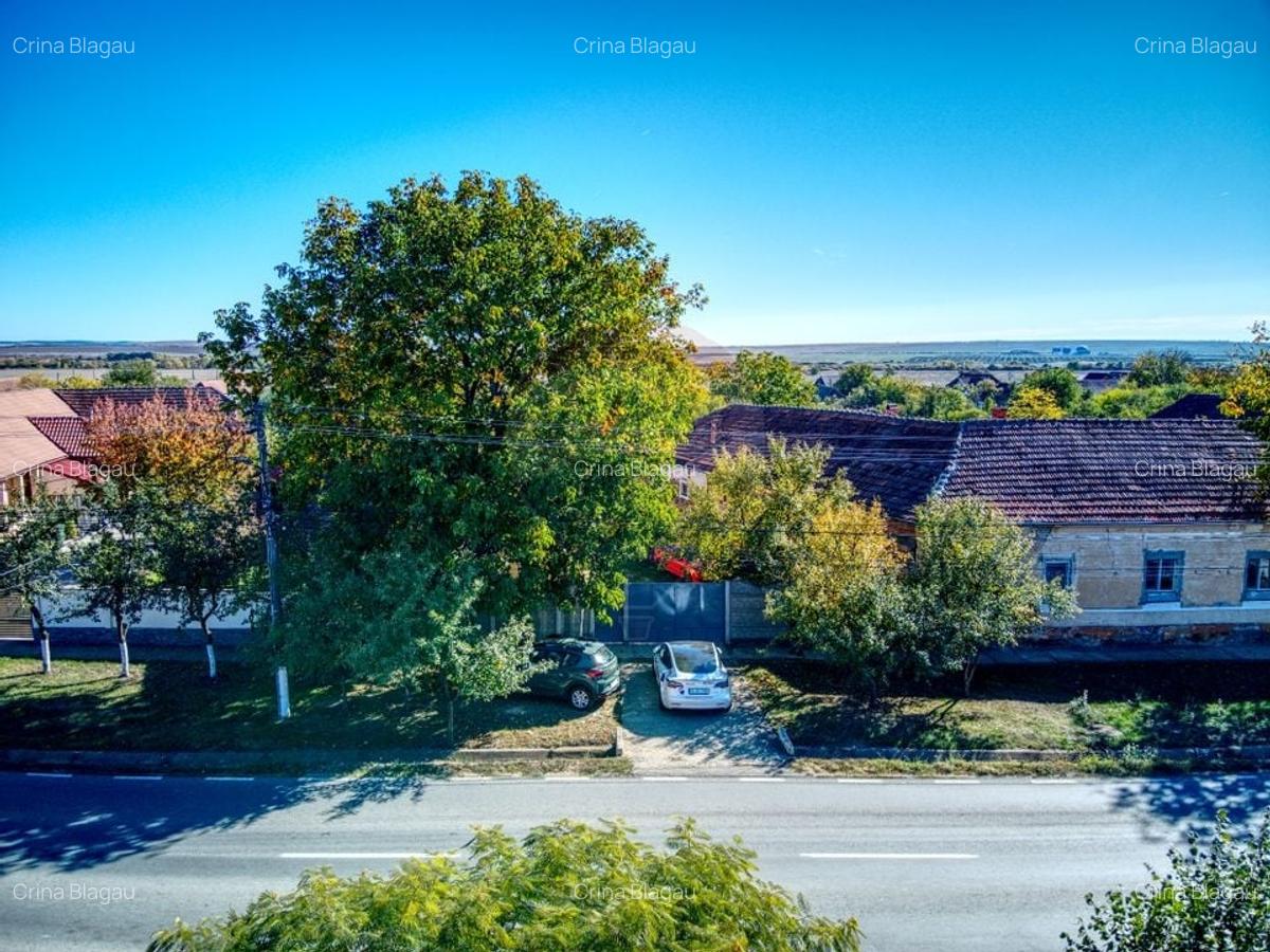 Casa cu potential, teren generos, pozitie buna, in Pischia - 10