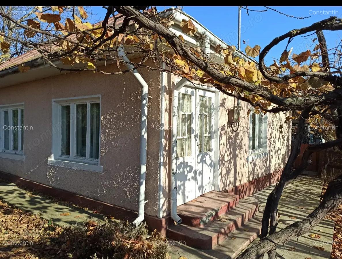 Casa de vanzare - 5 Casa de vanzare - 5