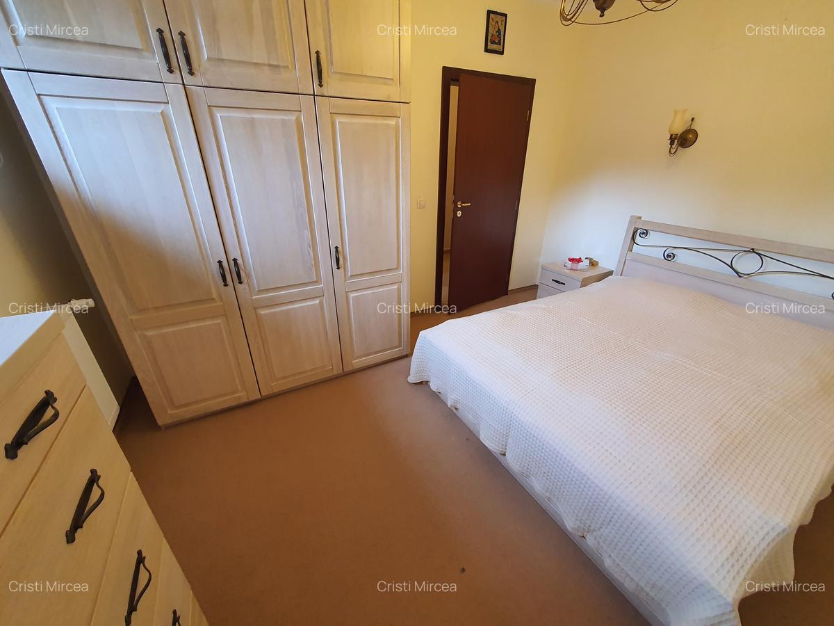 Apartament cu 3 camere decomandat, mobilat în Poiana Brașov - 6