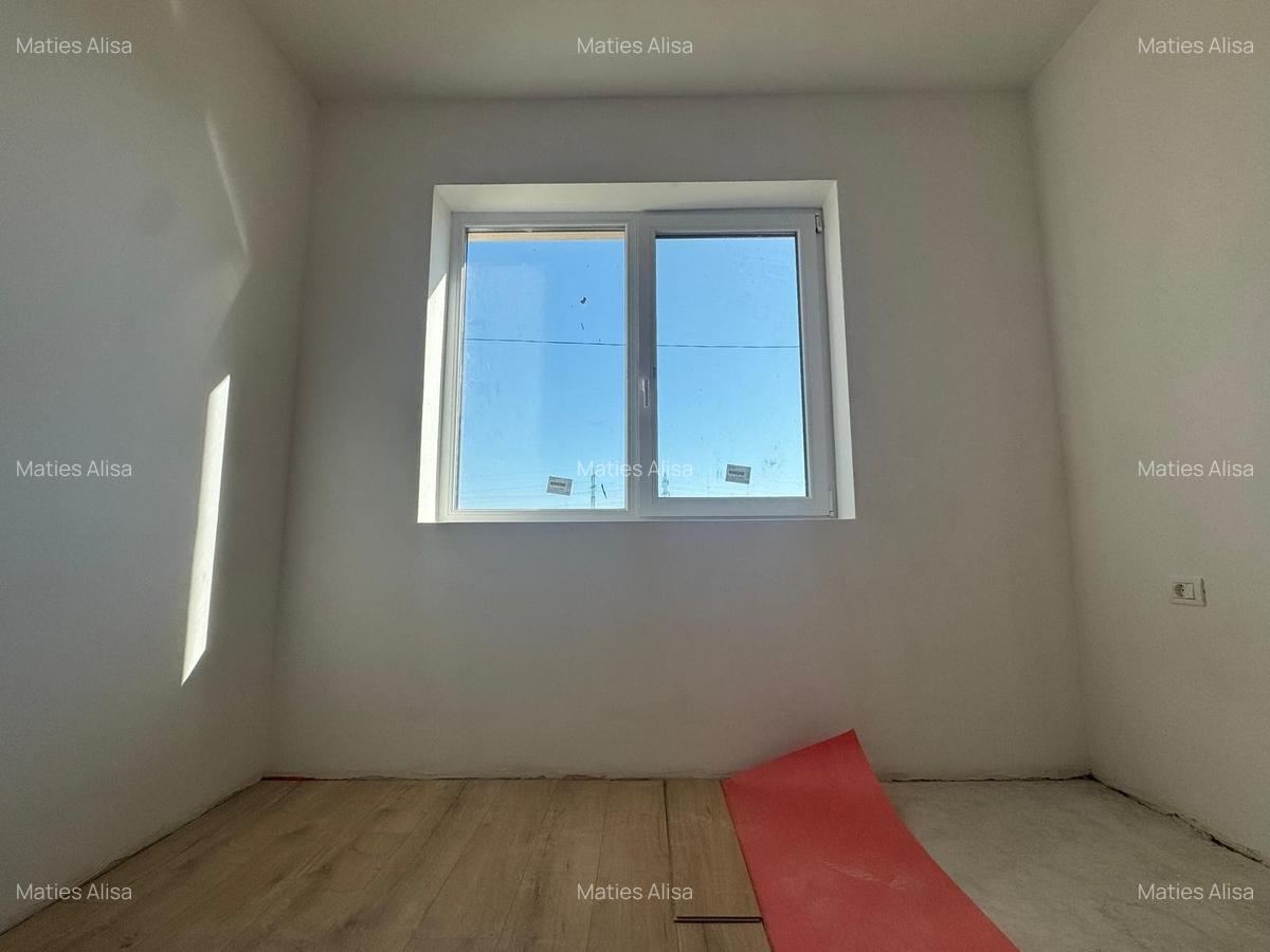 Apartament exclusivist cu 3 camere + 103 mp curte exterioara in Braytim - 11