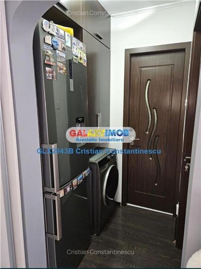 Apartament 3 camere, etaj 2, renovat, Eroii Revolutiei - 1