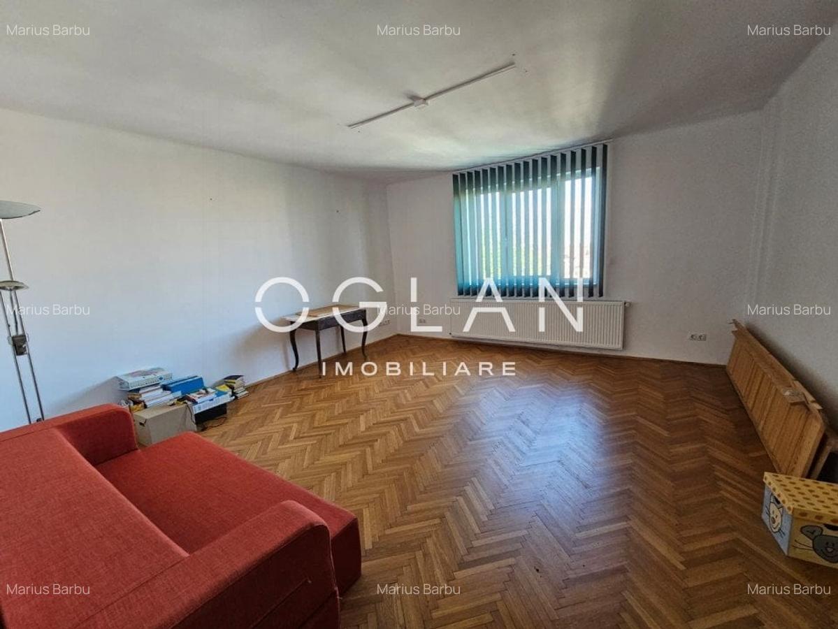 Casa 3 camere, 2 garaje, la 2 pasi de Sub Arini - 3
