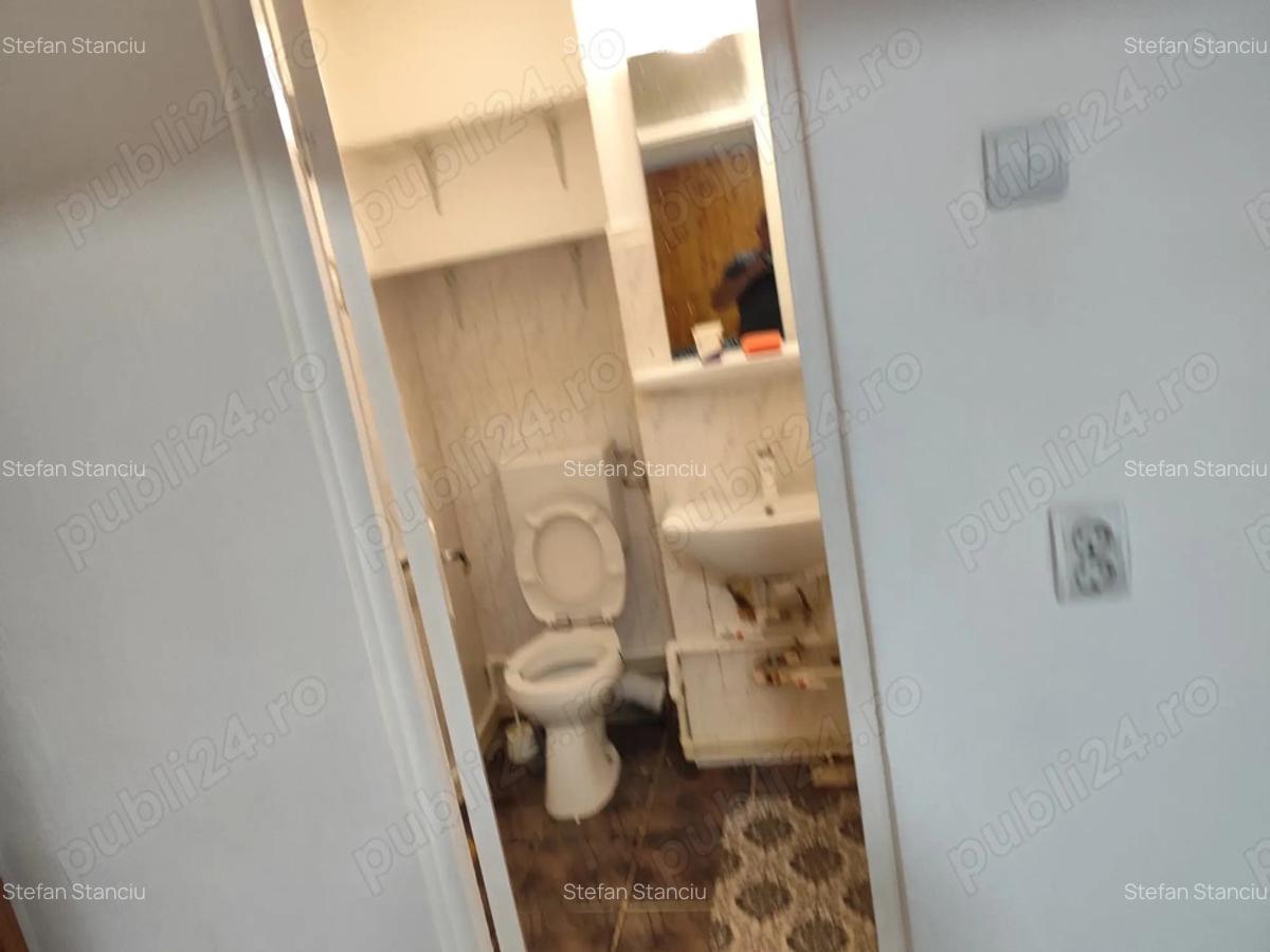 Inchiriez apartament 2 camere mobilat - 4 Inchiriez apartament 2 camere mobilat - 4