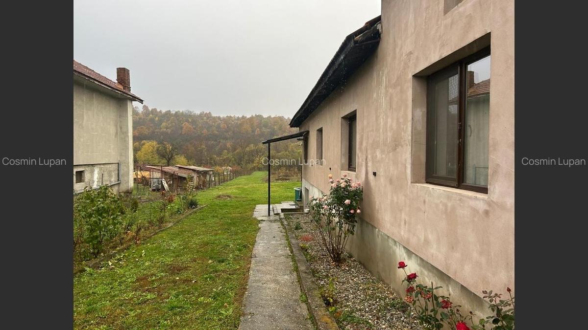 Casă P+M parțial de vânzare în Bălești, comuna Râșova - 3