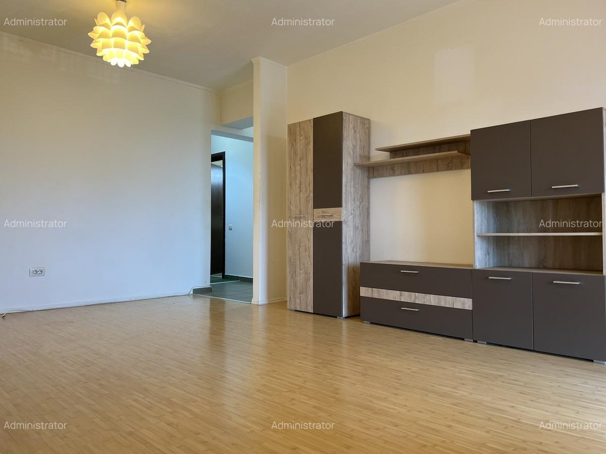 Apartament 3 camere decomandat (cu parcare inclusă) – Complex Primăvara - 2
