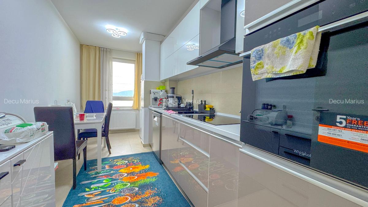 Apartament cu 3 camere decomandat, mobilat în 13 Decembrie - 5