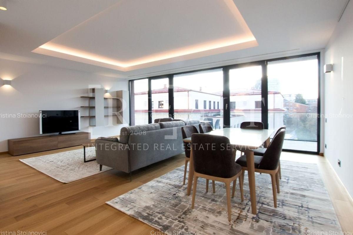 Apartament cu 4 camere semidecomandat, mobilat în Primăverii - 1