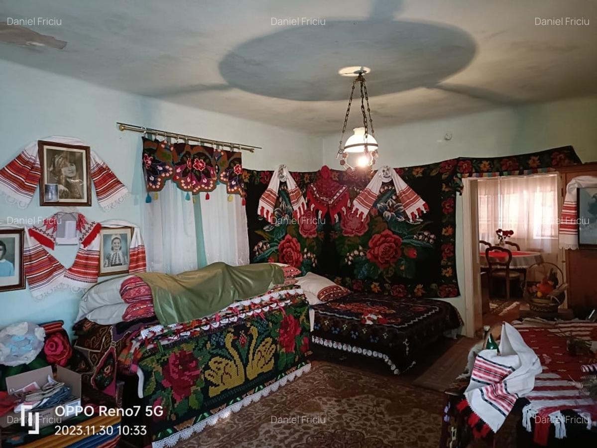 Casa de vanzare in loc. Suseni - 4