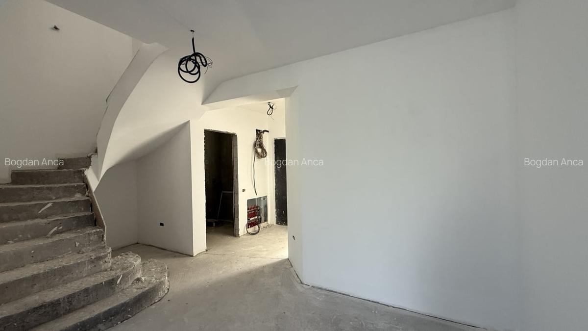 Townhouse P+2+3r terasa, 5 camere, in Kamsas, zona de case, finalizata - 7
