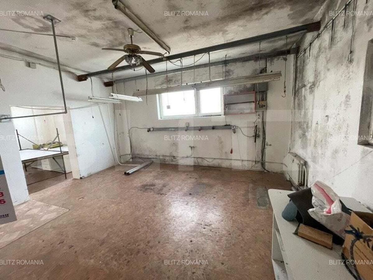 Casa cu 5 incaperi, 580mp, zona Carpati 1 - 11 Casa cu 5 incaperi, 580mp, zona Carpati 1 - 11