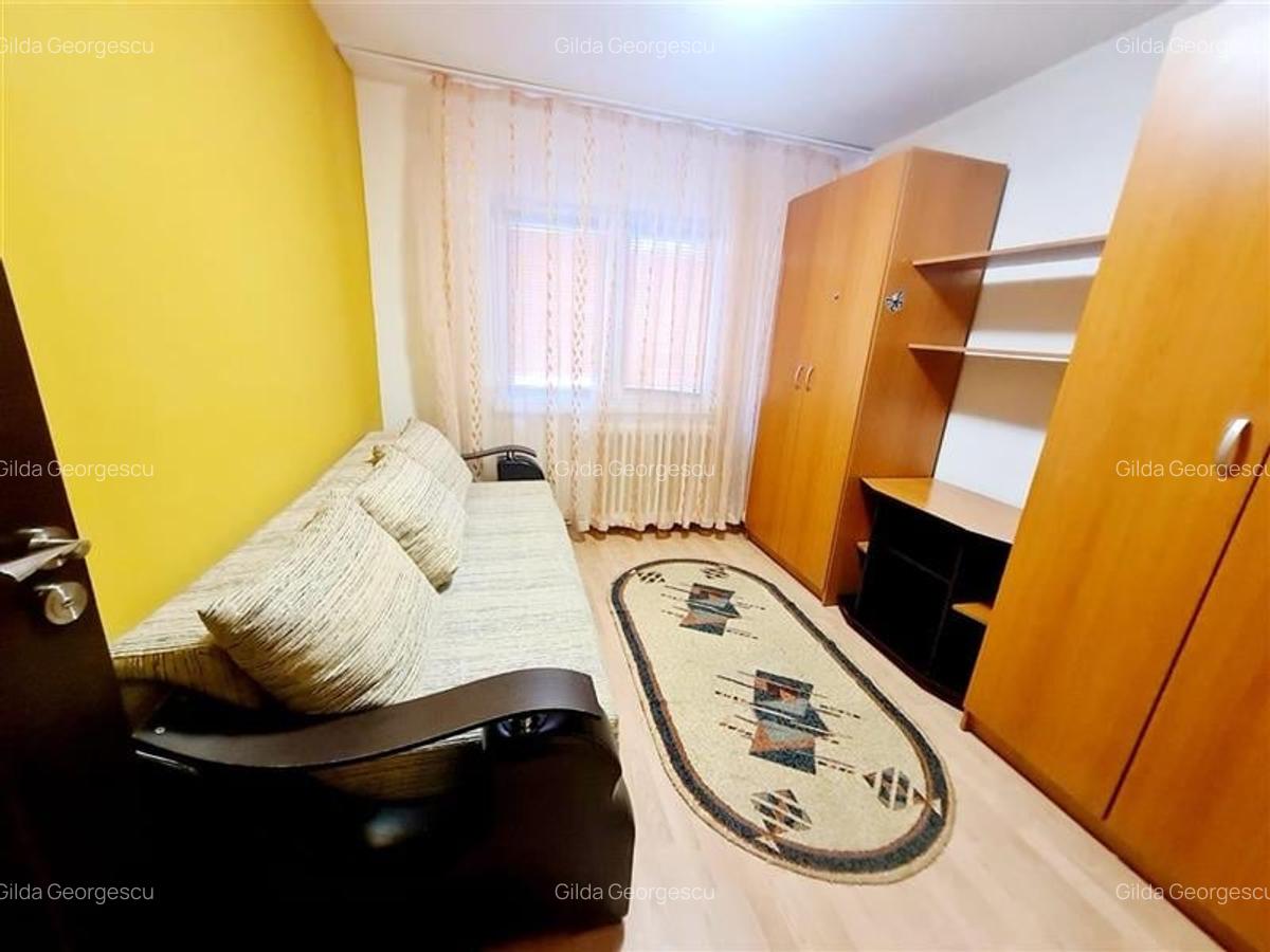 Apartament cu 3 camere semidecomandat în Centrul Civic - 15