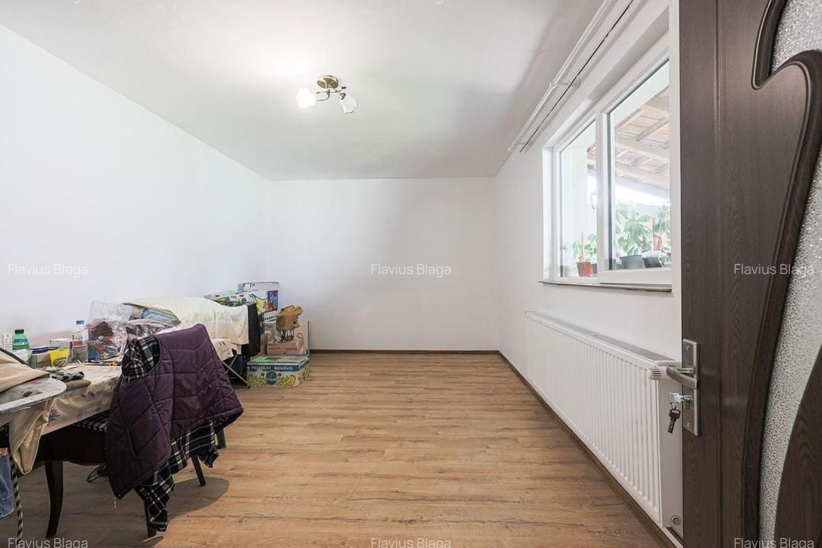 Rezervat Casă renovată cu 3 camere din cărămidă în Gradiste - 6