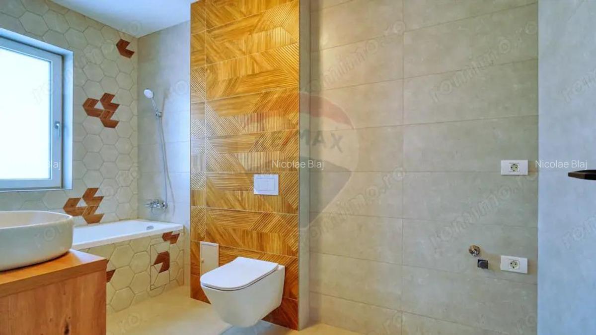 Casa / Vila cu 4 camere de vanzare in zona Sud - 4
