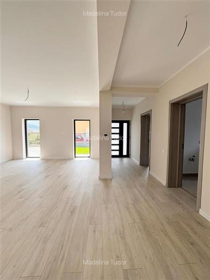 Casa individuala in Cristian cu teren 800mp, toate utlitatile racordate, Cristia - 7