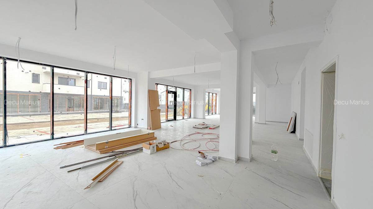 Spatiu comercial, loc de parcare inclus, 186 mp, Sanpetru-Roka Village - 4