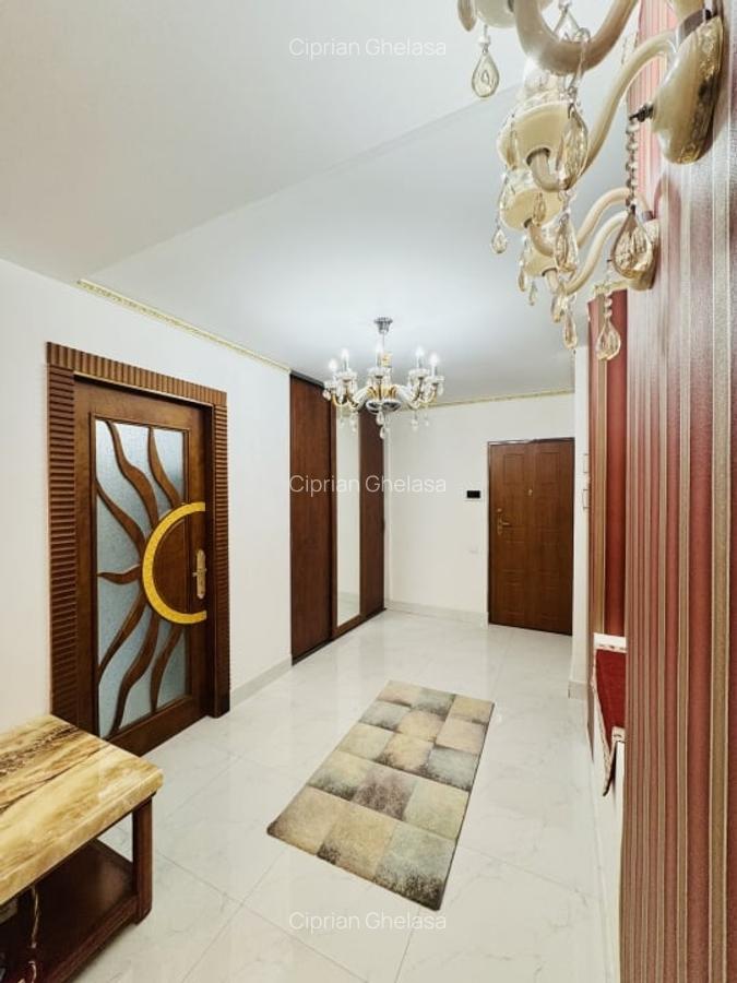 Apartament deosebit in zona Piata Universitatii - 9