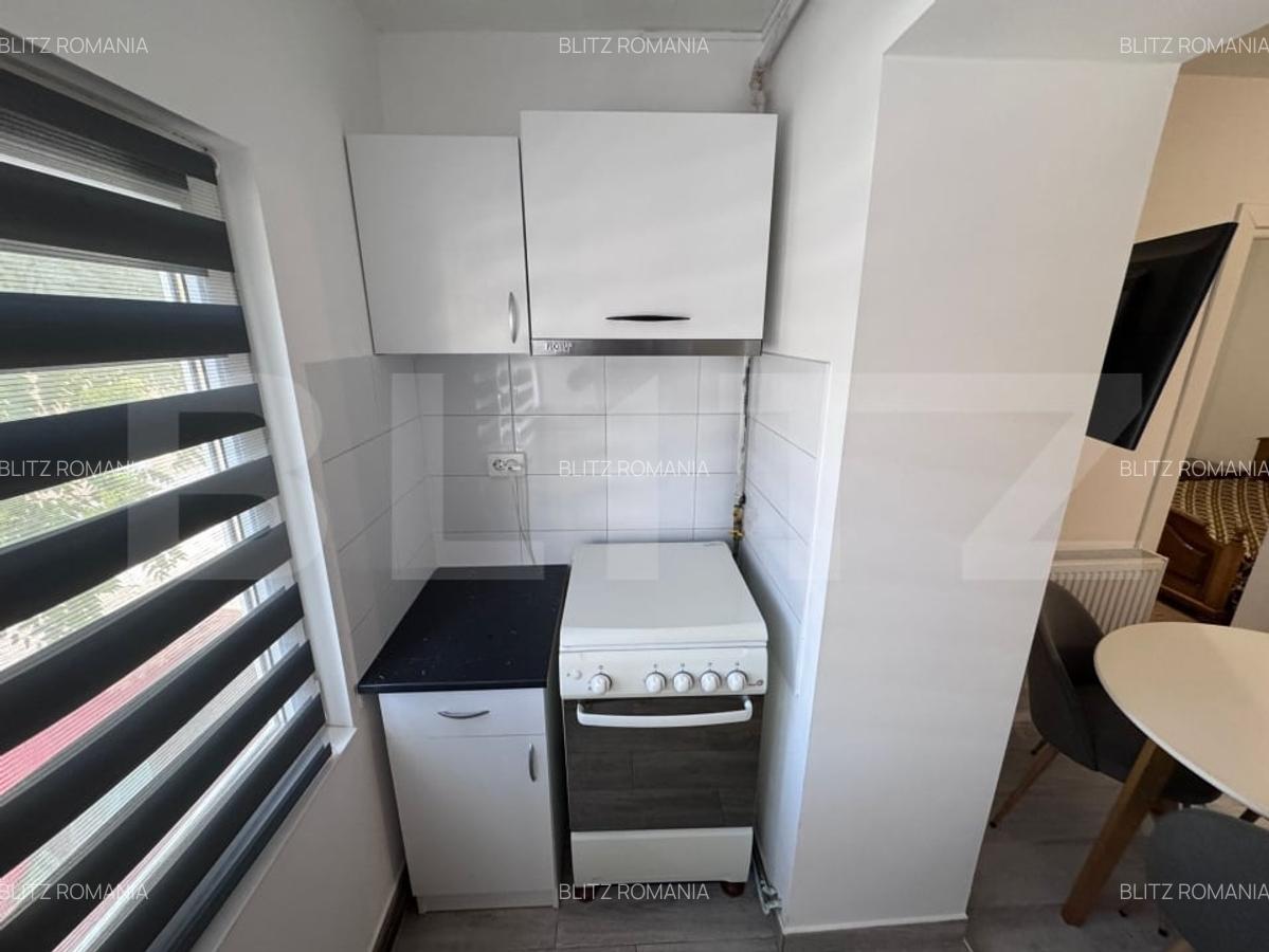 Apartament semidecomandat in Micro 6 - 5