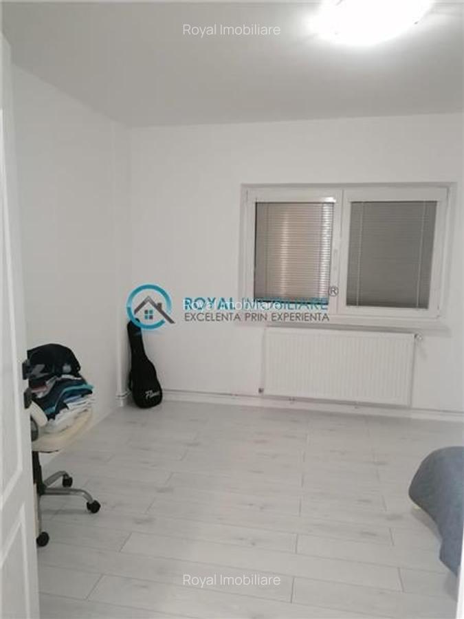 Royal Imobiliare -Inchiriere apartament 3 camere zona Democratiei - 8