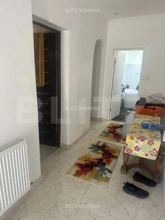 Casa de vanzare cu 3 camere, 120mp, zona semicentrala. - 8