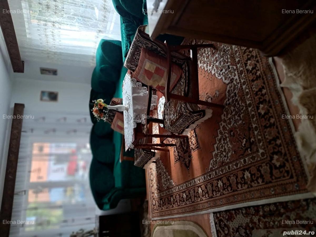 Casa de Vanzare - 5 Casa de Vanzare - 5